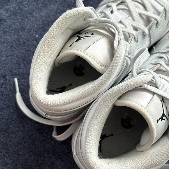 Air Jordan 1 Mid White Camo - Picture 6 of 7